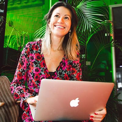 Rachel L, Founder of DTC Skincare Brand